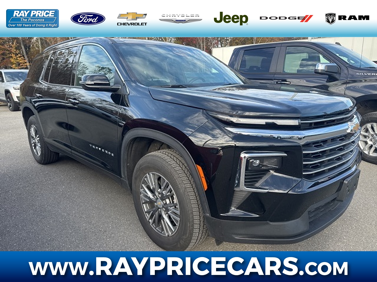 2025 Chevrolet Traverse LT