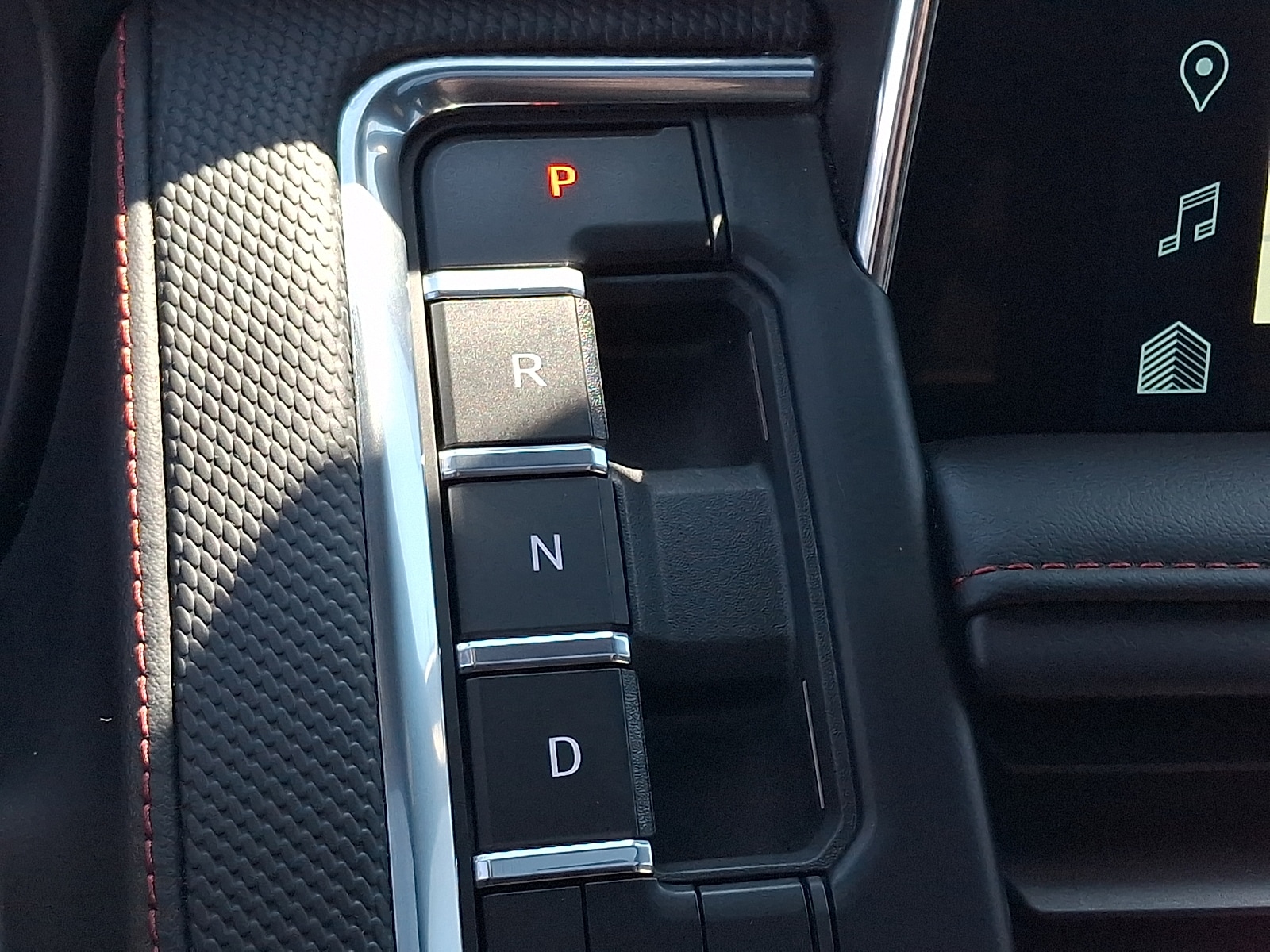 2024 Chevrolet Tahoe RST - Photo 16