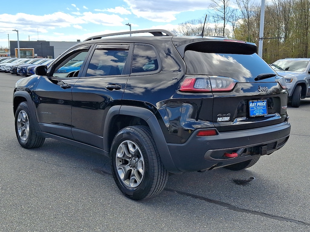Used 2019 Jeep Cherokee Trailhawk