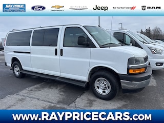 2023 Chevrolet Express Passenger 3500 1LT Van
