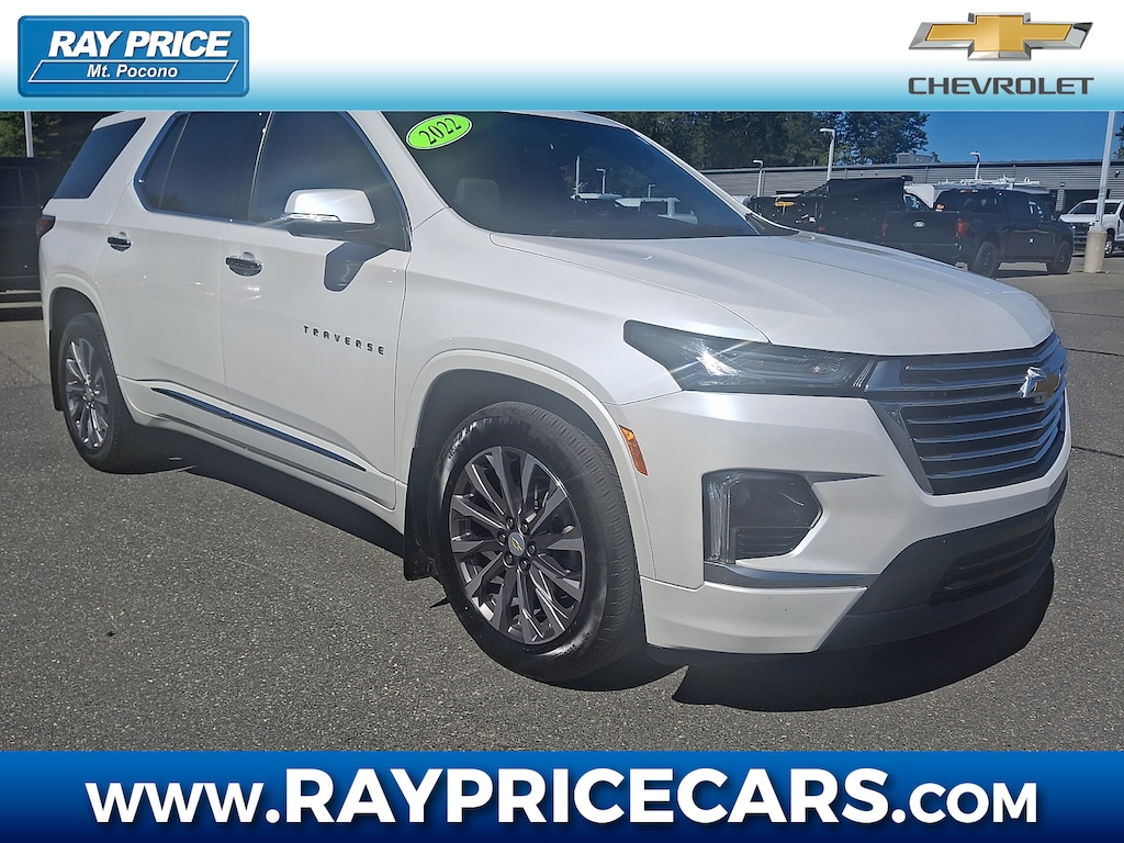Used 2022 Chevrolet Traverse Premier SUV