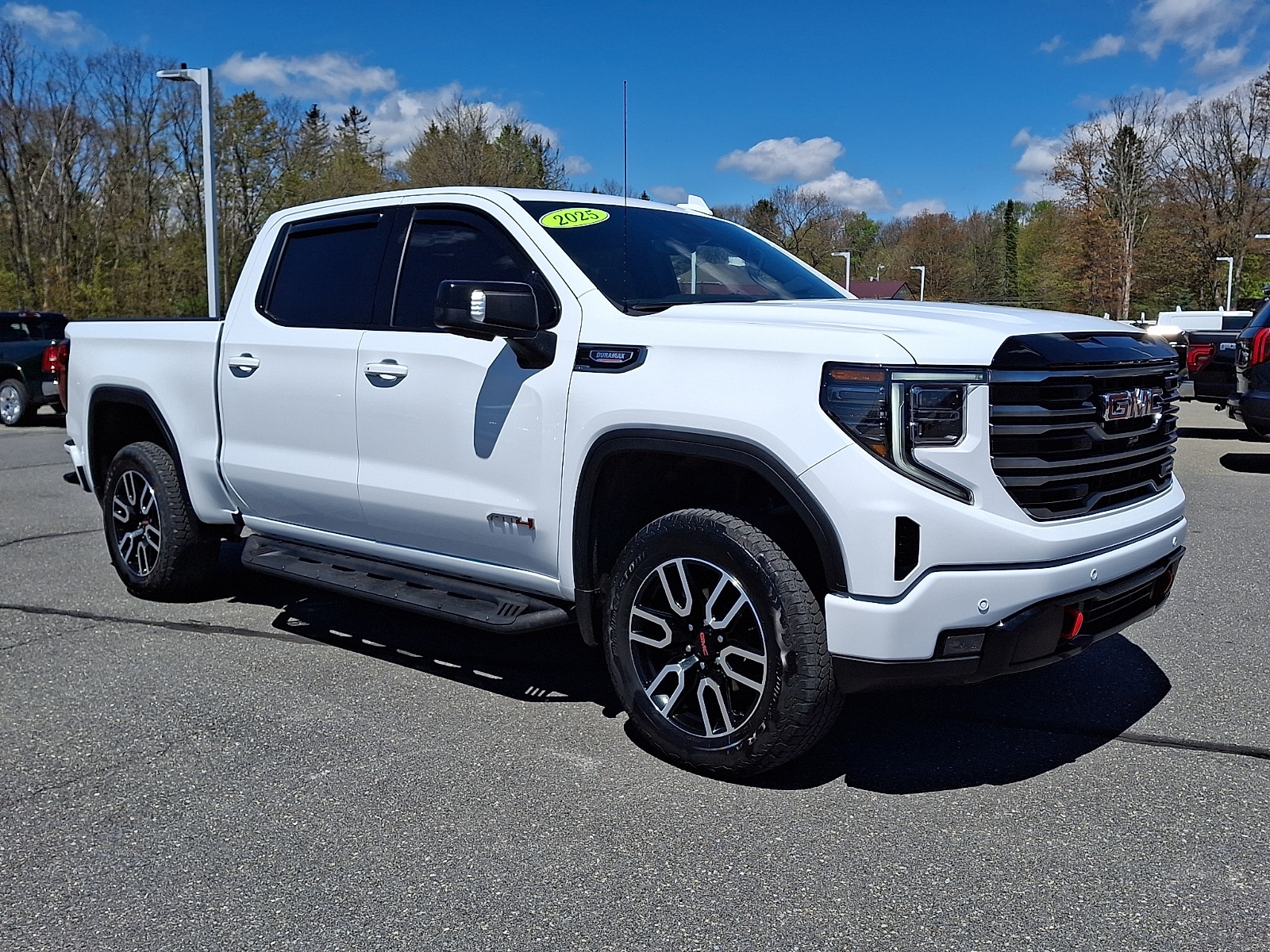 2025 GMC Sierra 4WD Crew Cab Short Box AT4's photo