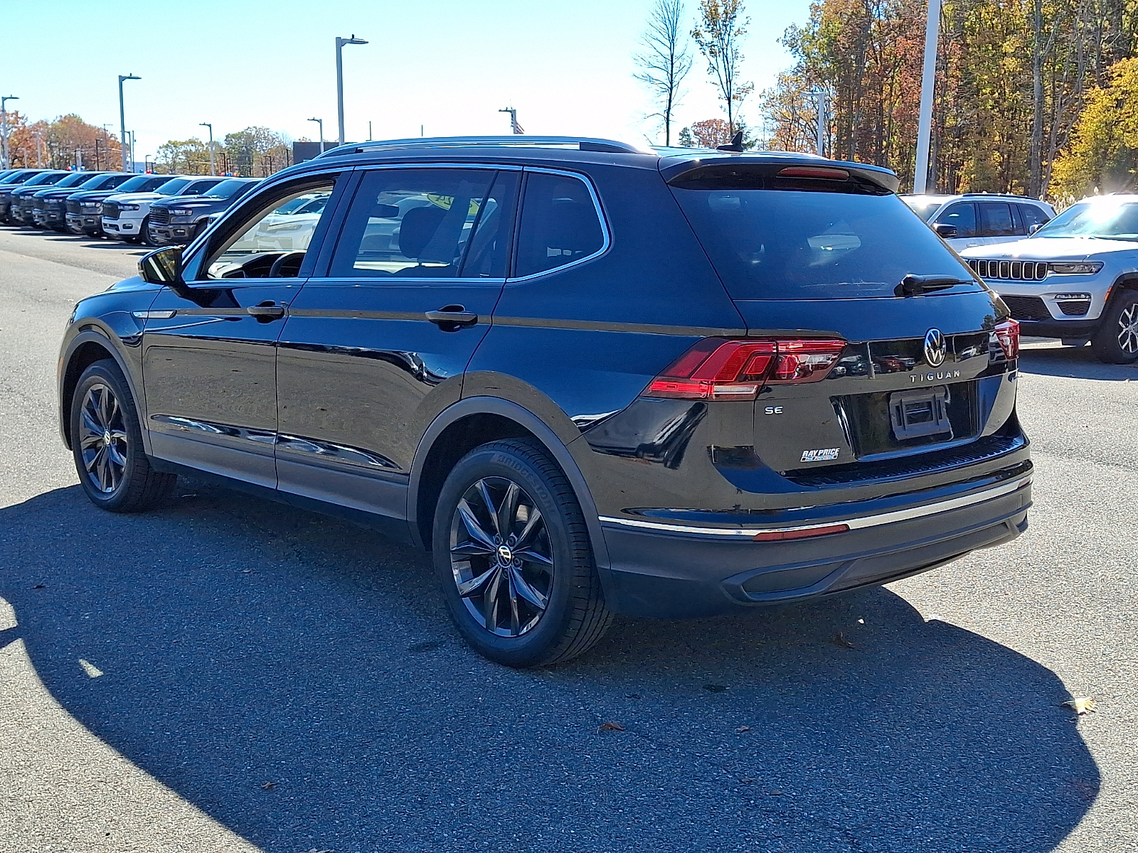 Used 2024 Volkswagen Tiguan 2.0T SE SUV