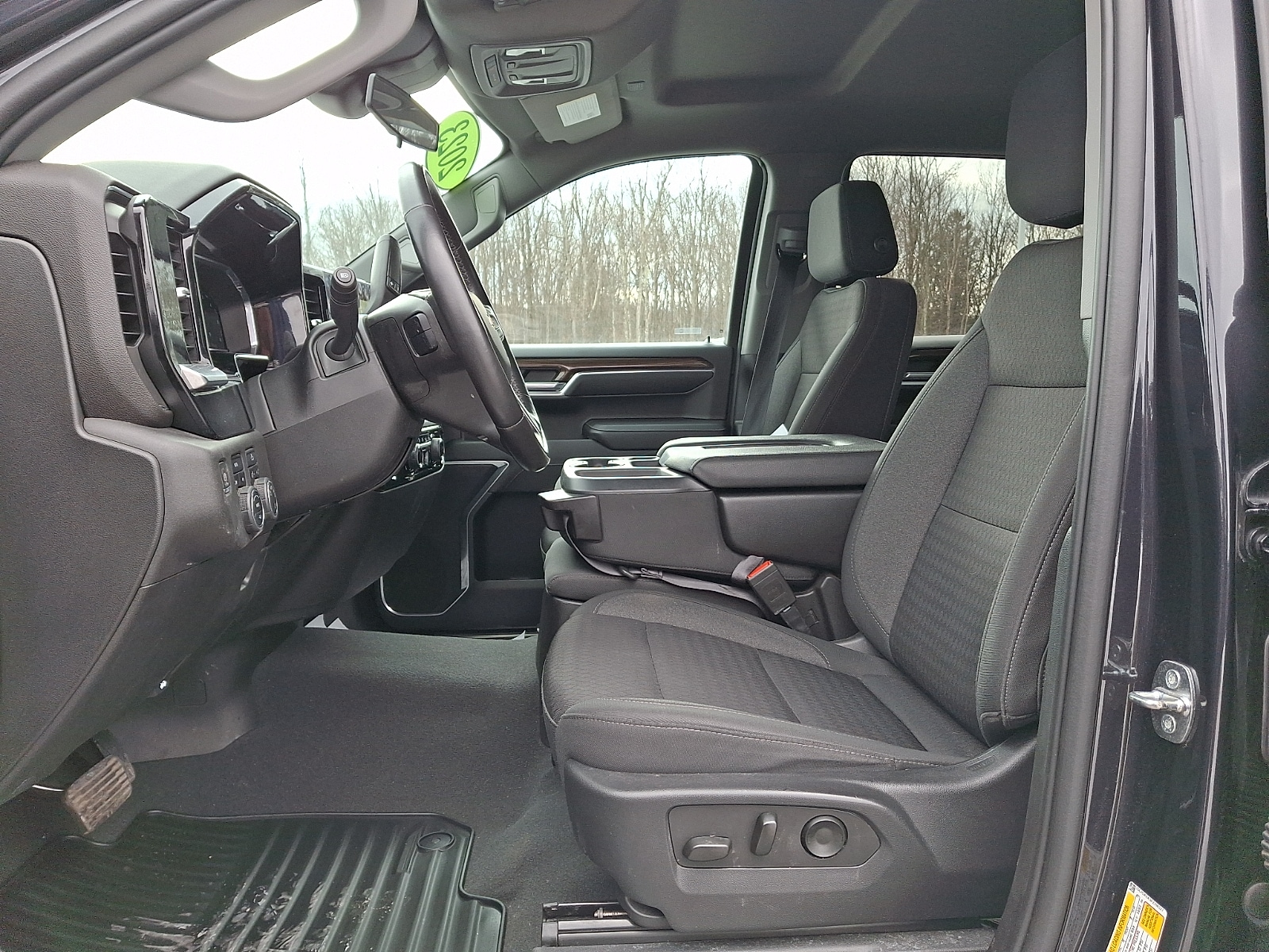 2023 Chevrolet Silverado 1500 LT - Photo 13