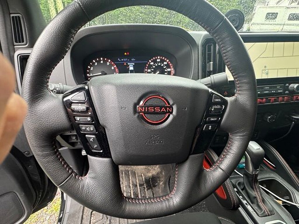 Used 2026 Nissan Frontier Crew Cab Long Bed PRO-4X 4x4 Truck