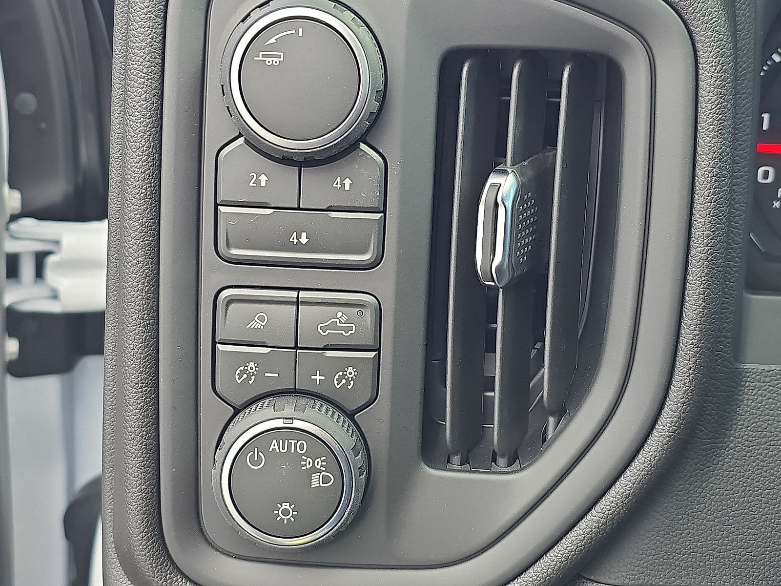 2026 Chevrolet Silverado 2500 HD Custom - Photo 18