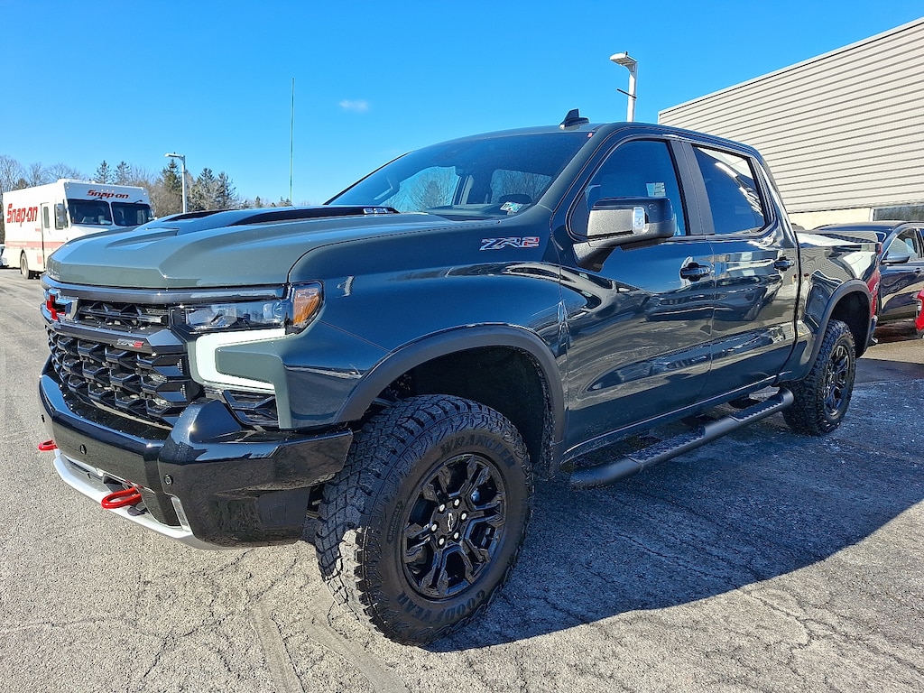 New 2026 Chevrolet Silverado 1500 ZR2 Truck