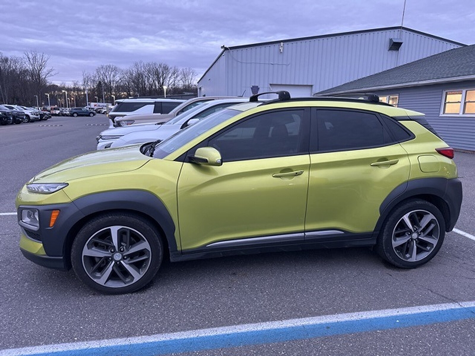 2020 Hyundai Kona Limited photo 3