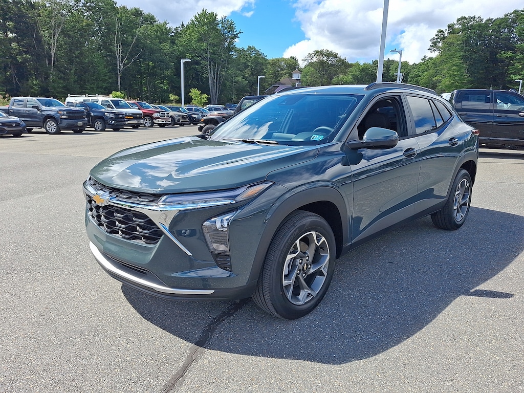 New 2026 Chevrolet Trax LT SUV