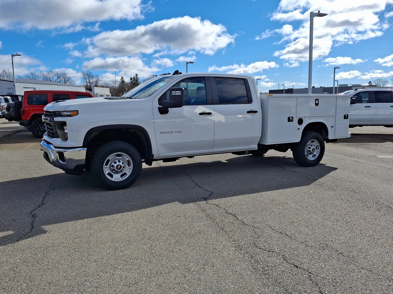 2024 Chevrolet Silverado 2500HD photo 2