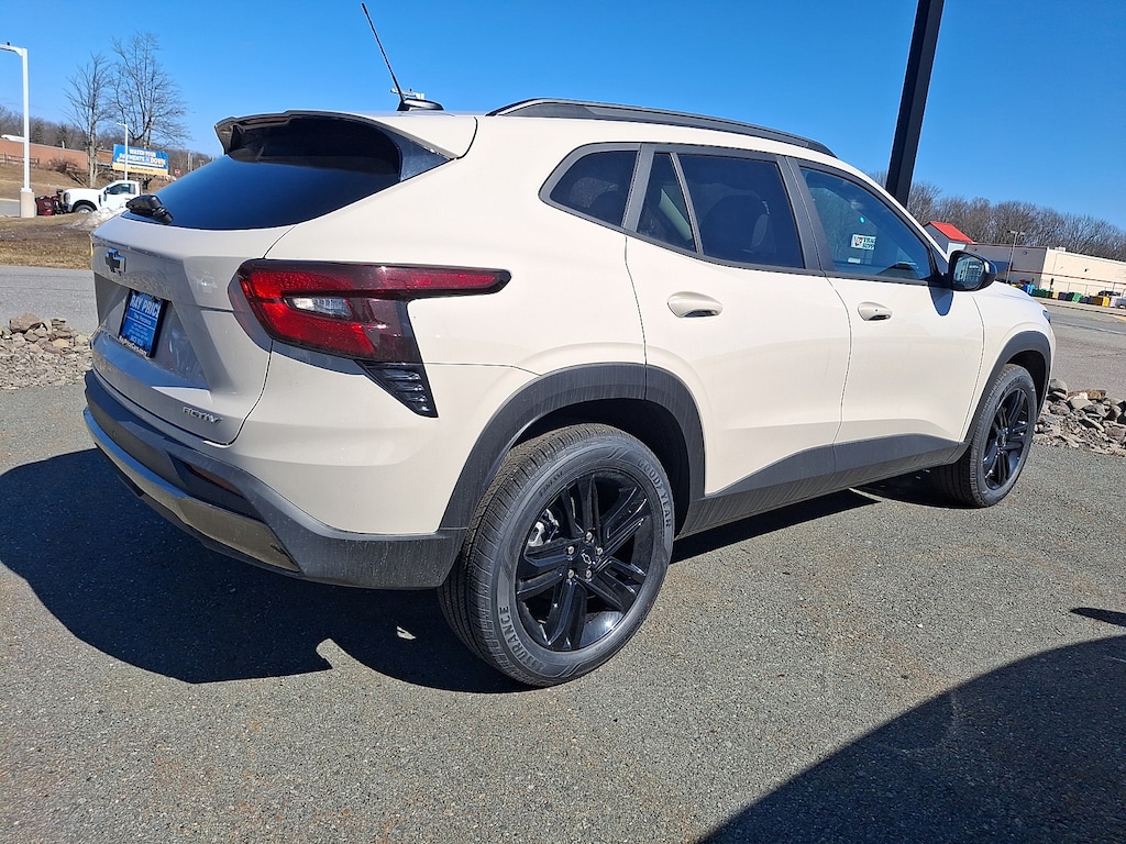 New 2026 Chevrolet Trax Activ SUV