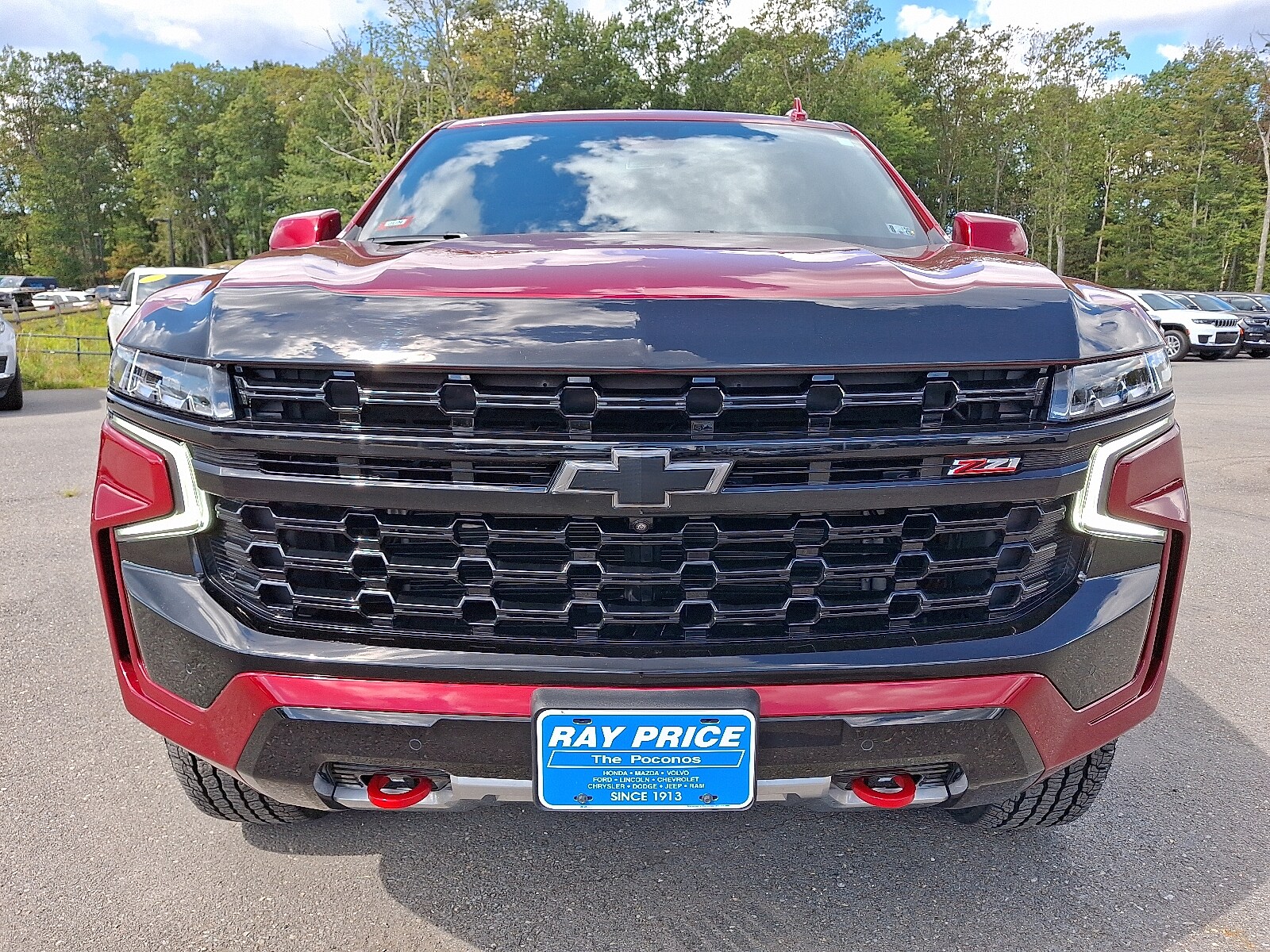 2023 Chevrolet Tahoe Z71 photo 2