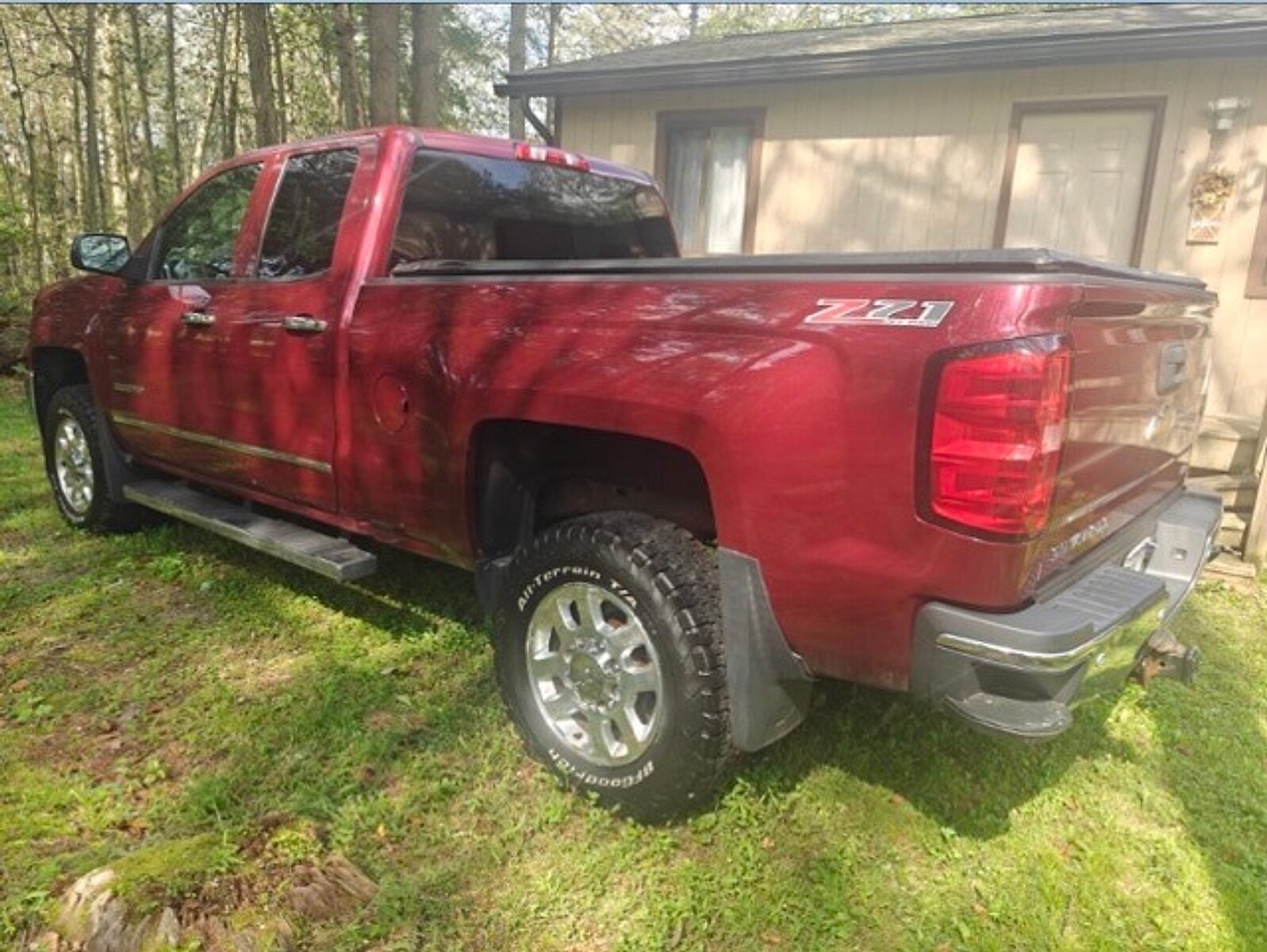 2015 Chevrolet Silverado 2500HD LTZ photo 2