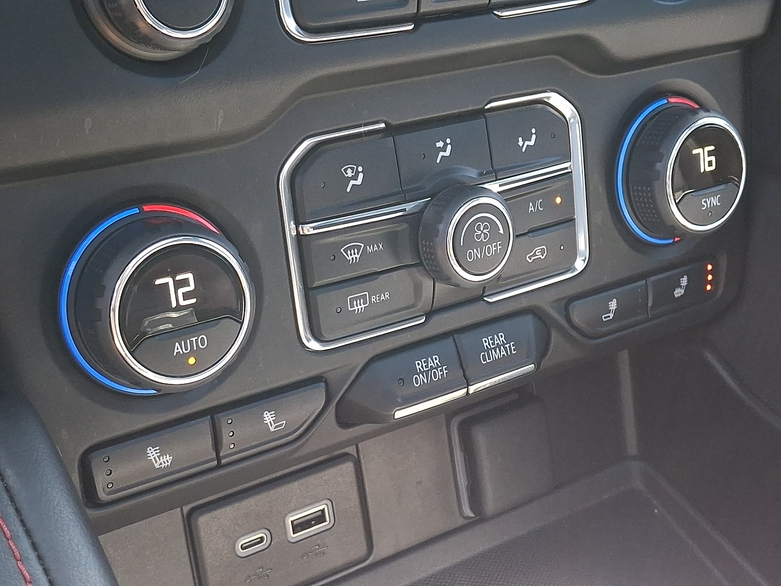 2024 Chevrolet Tahoe RST - Photo 17