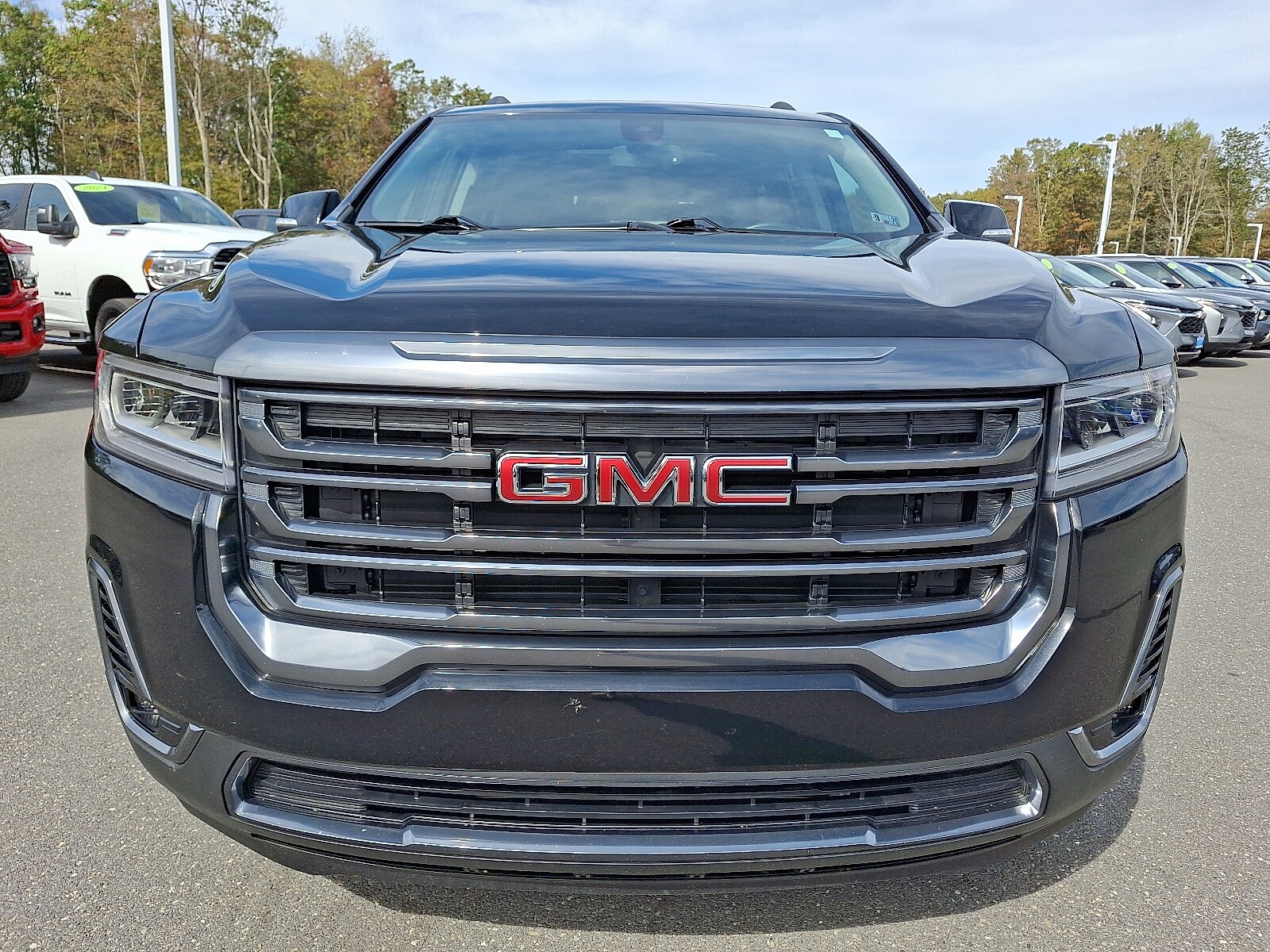 2023 Gmc Acadia AT4 photo 2