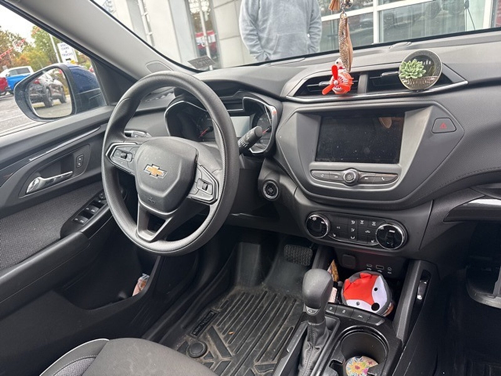 2023 Chevrolet Trailblazer LT photo 4