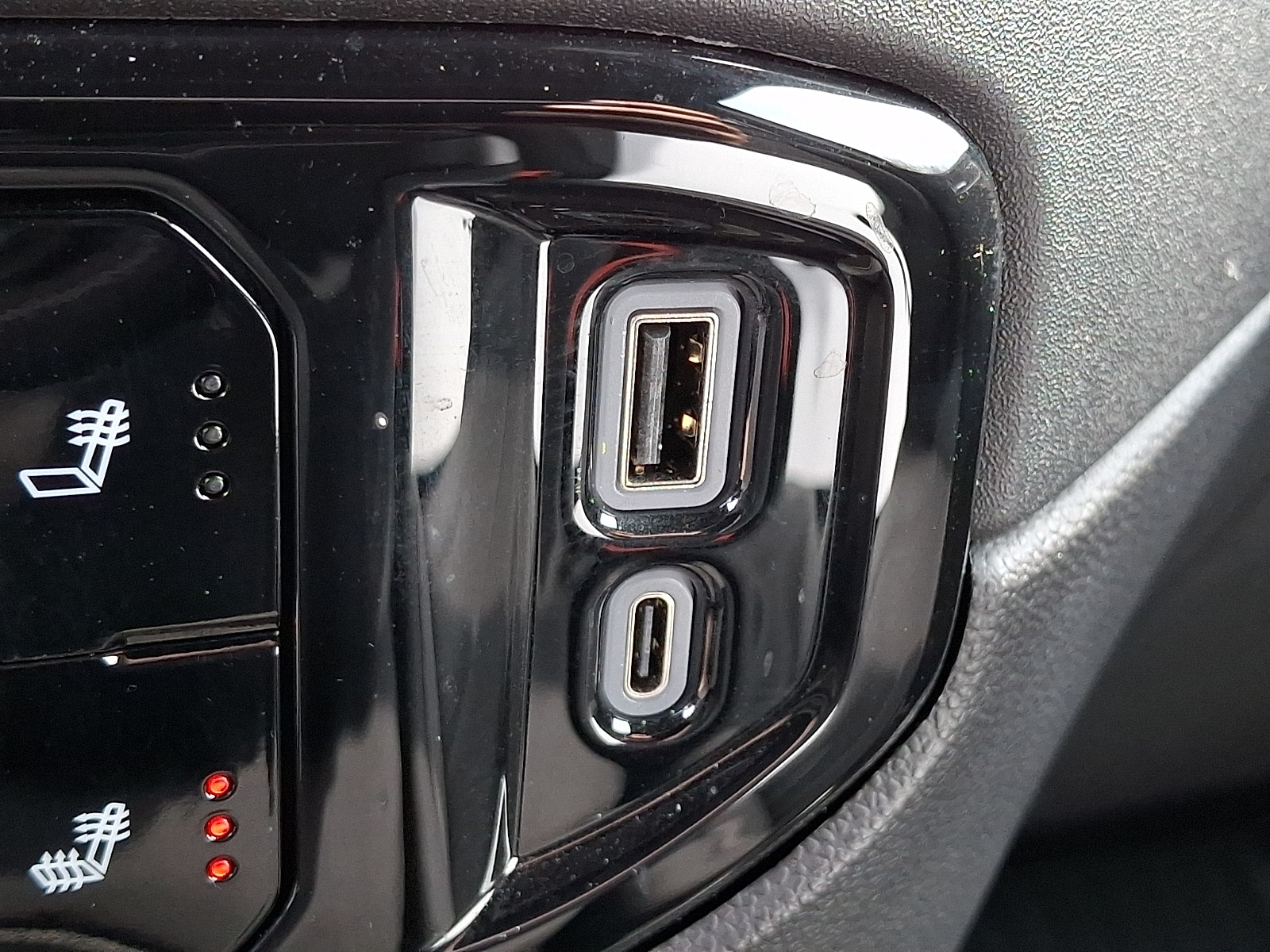 2024 Chevrolet Silverado 1500 LT - Photo 25