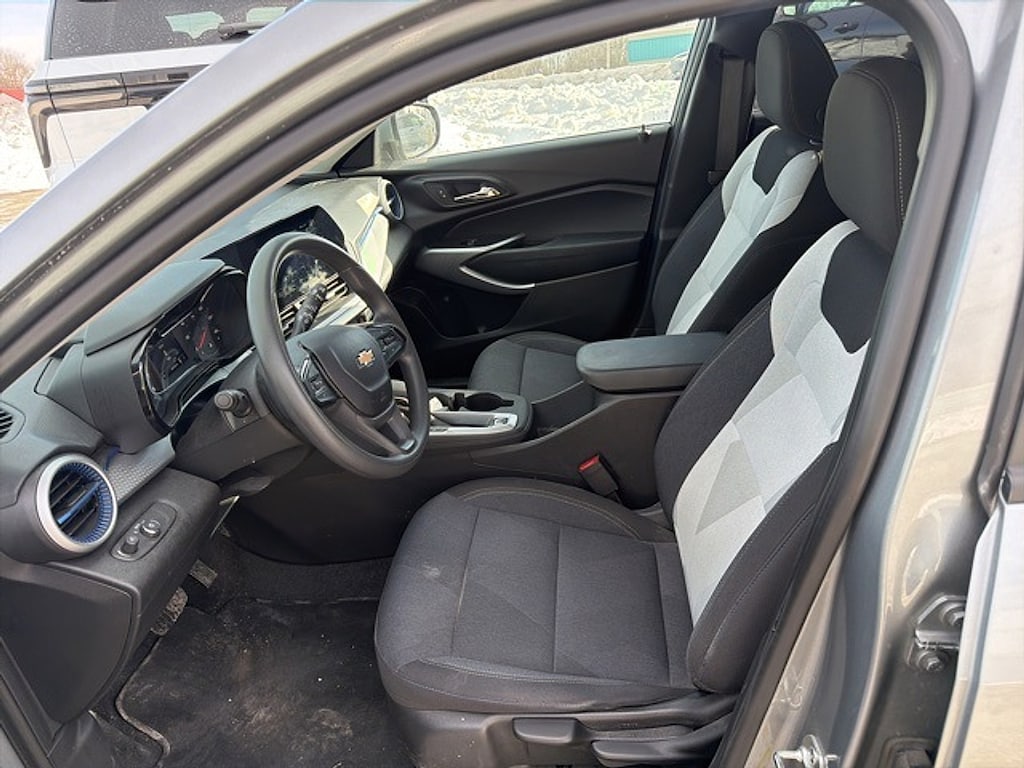 Used 2024 Chevrolet Trax LS SUV