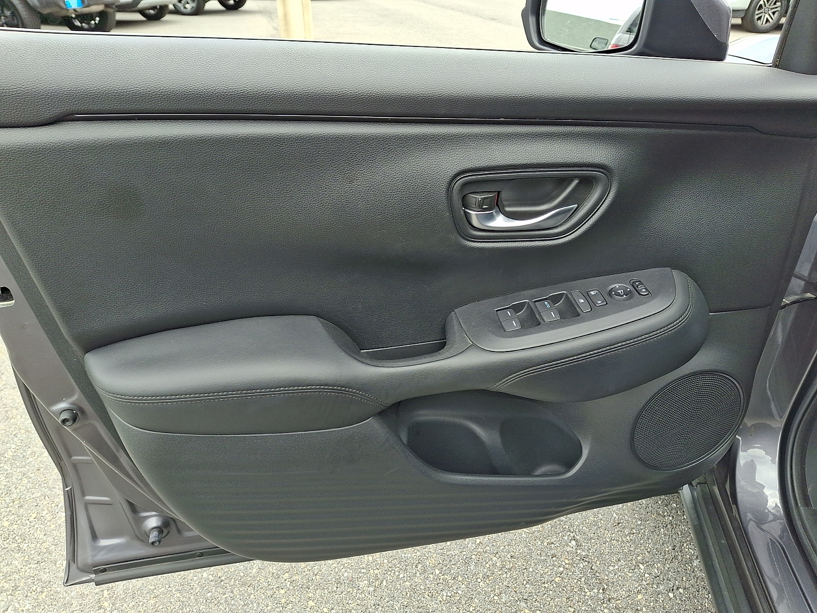 2023 Honda HR-V LX - Photo 12