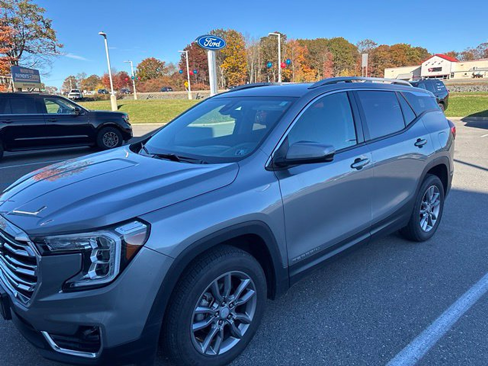 Used 2024 GMC Terrain SLT SUV