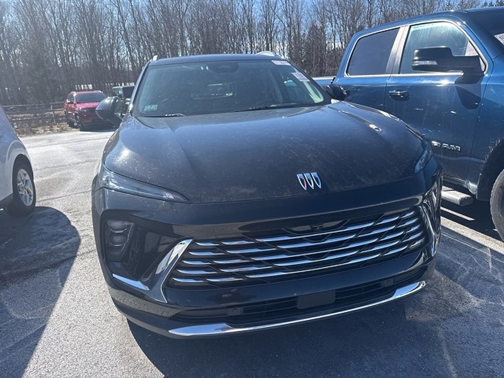 Used 2025 Buick Envision Preferred SUV