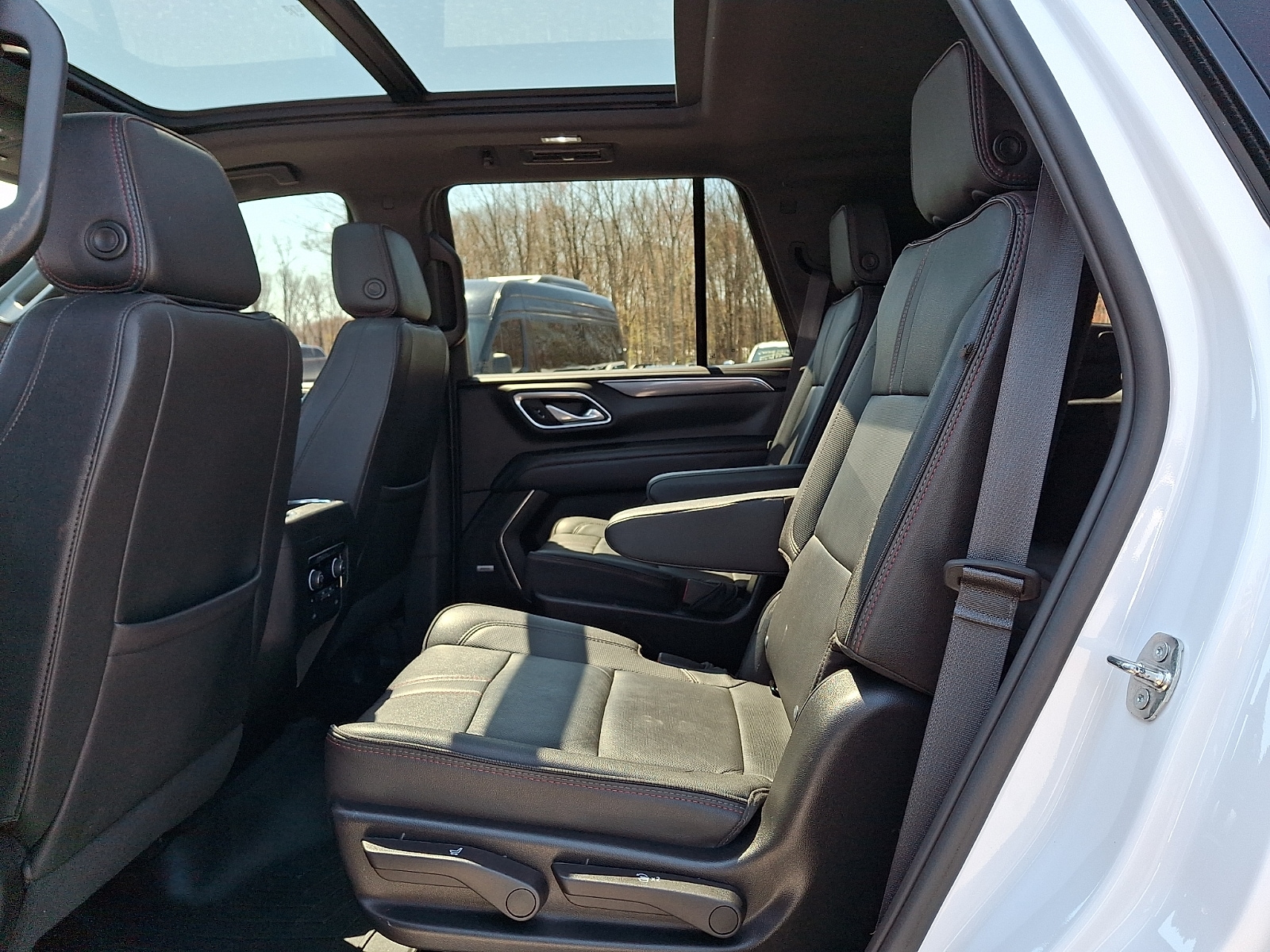 2024 Chevrolet Tahoe RST - Photo 10
