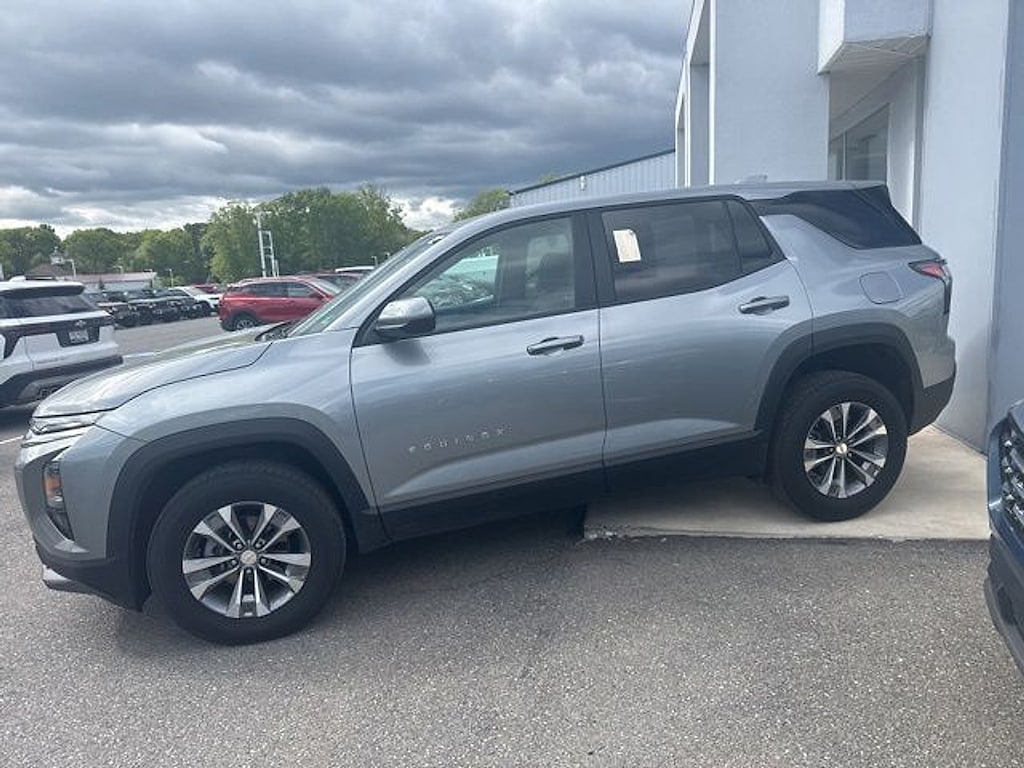 Used 2025 Chevrolet Equinox LT SUV