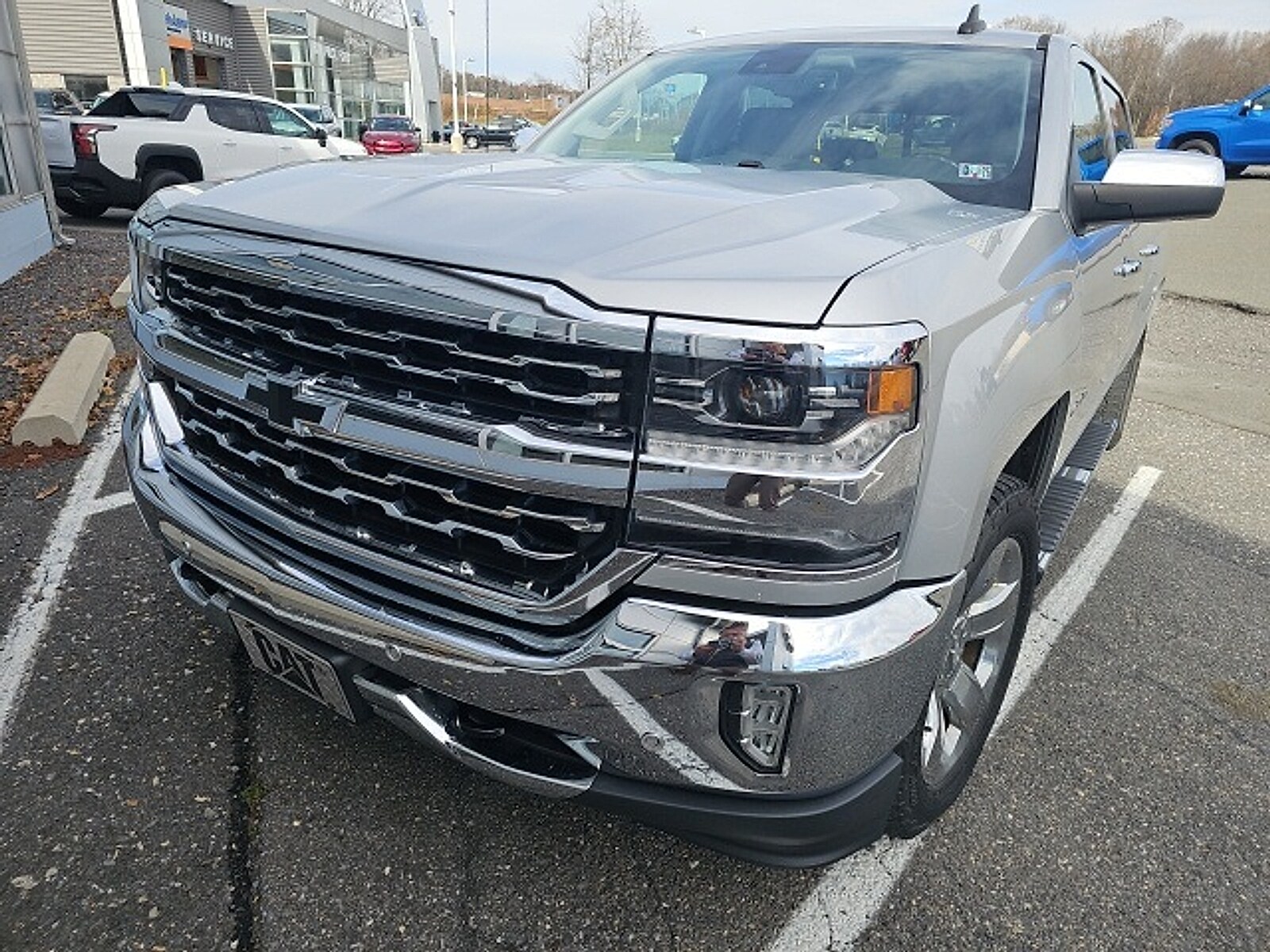 2017 Chevrolet Silverado 1500 LTZ photo 3