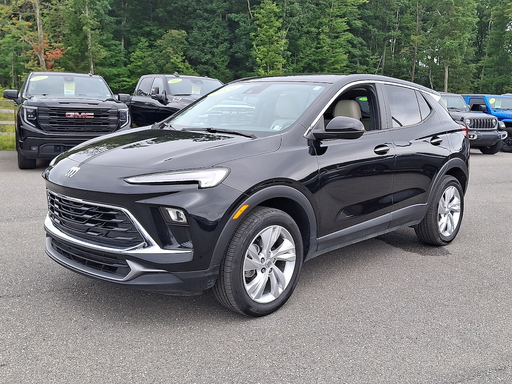 Used 2024 Buick Encore GX Preferred SUV