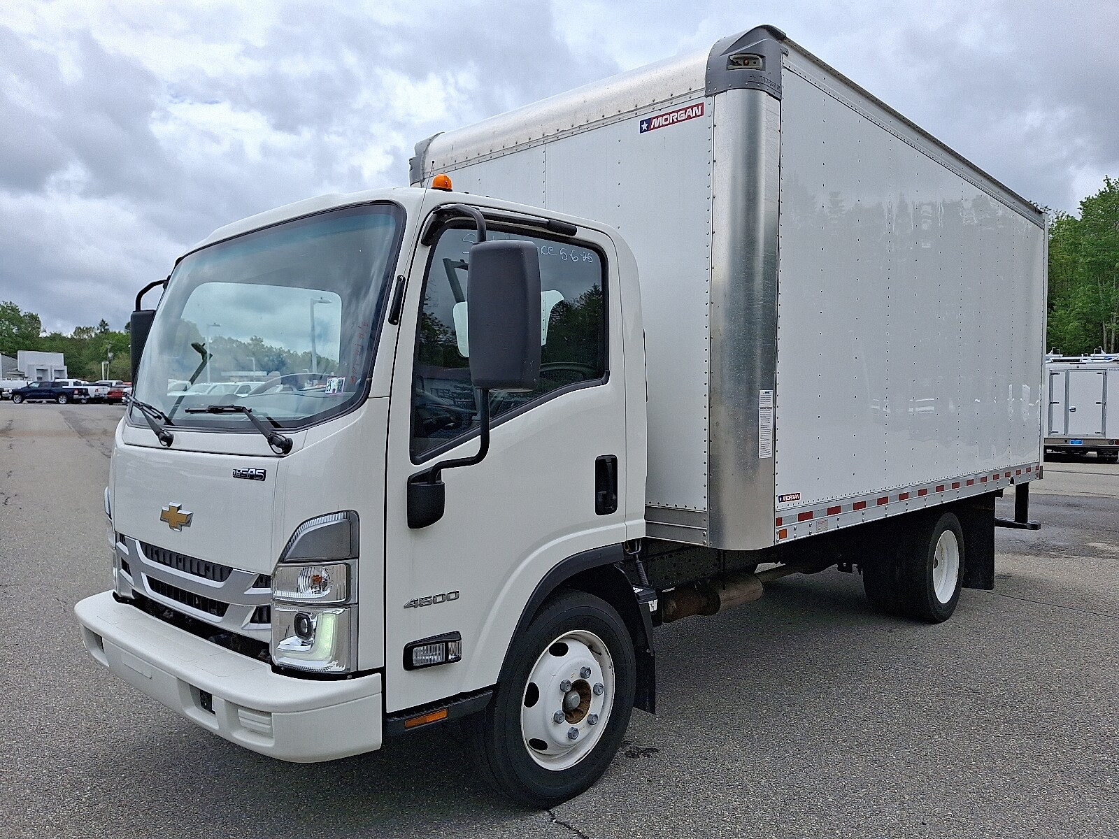 2023 Chevrolet Silverado 4500HD photo 3