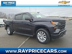 2022 Chevrolet Silverado 1500 Custom Truck