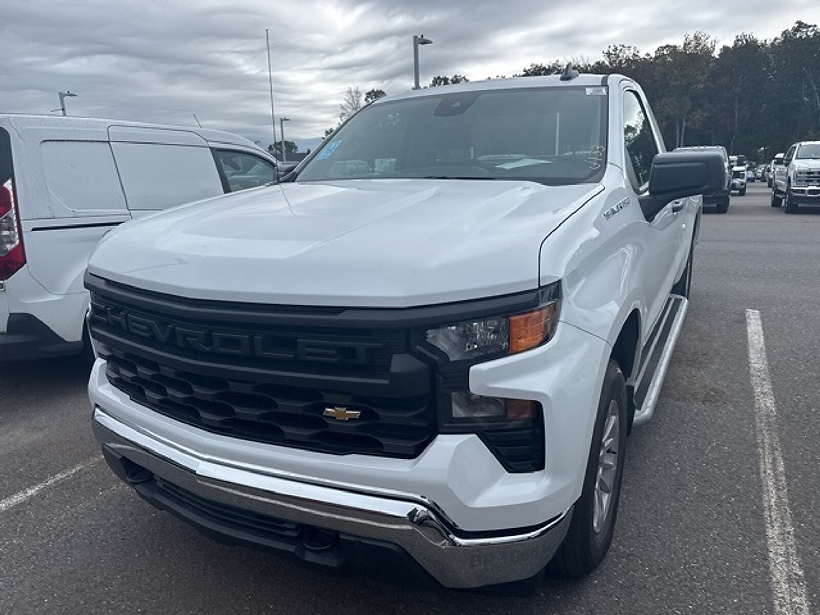 2024 Chevrolet Silverado 1500 photo 4