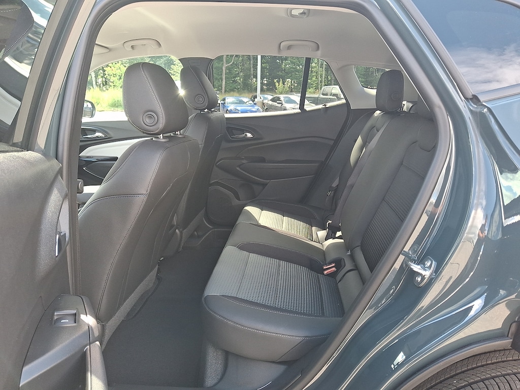 New 2026 Chevrolet Trax LT SUV