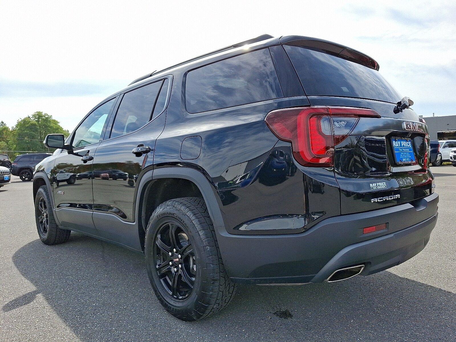 2023 Gmc Acadia AT4 photo 4