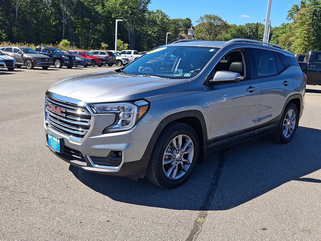 Used 2023 GMC Terrain SLT SUV