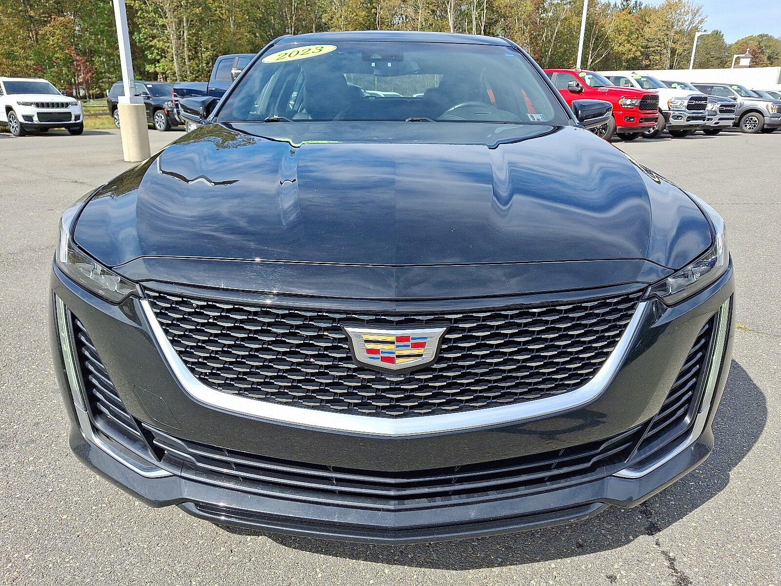 2023 Cadillac CT5 Luxury photo 2