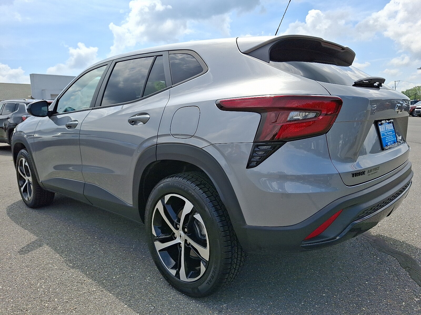 2024 Chevrolet Trax photo 4