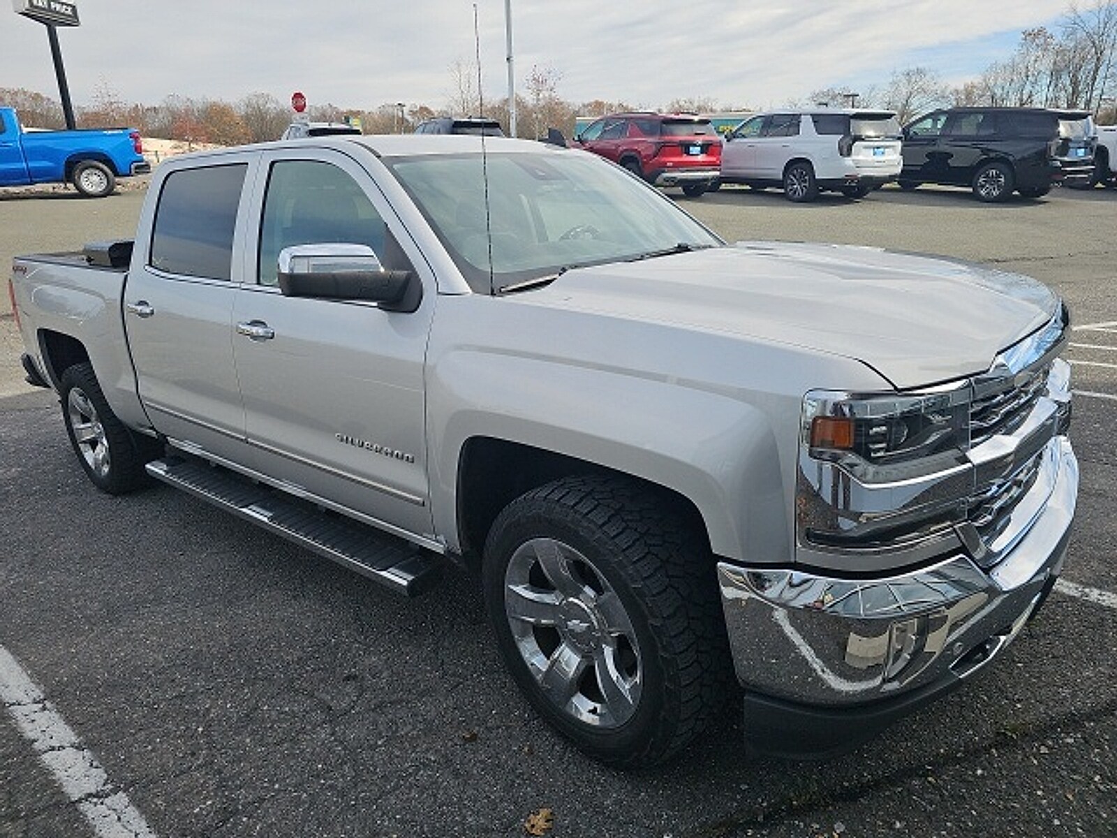 2017 Chevrolet Silverado 1500 LTZ photo 4