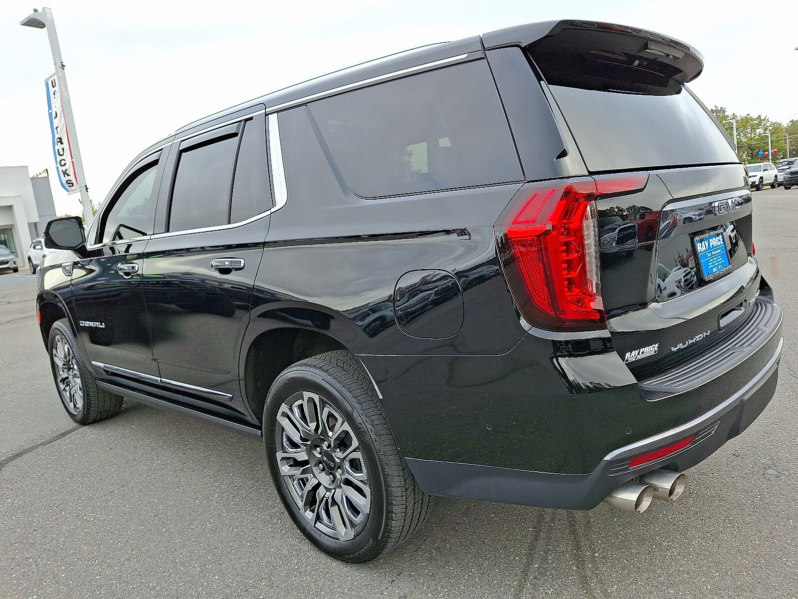 2023 Gmc Yukon Denali Ultimate photo 4