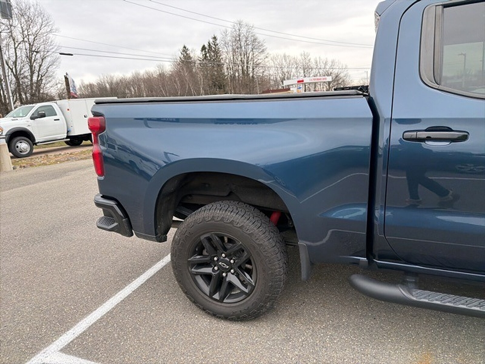 2021 Chevrolet Silverado 1500 LT Trail Boss photo 4