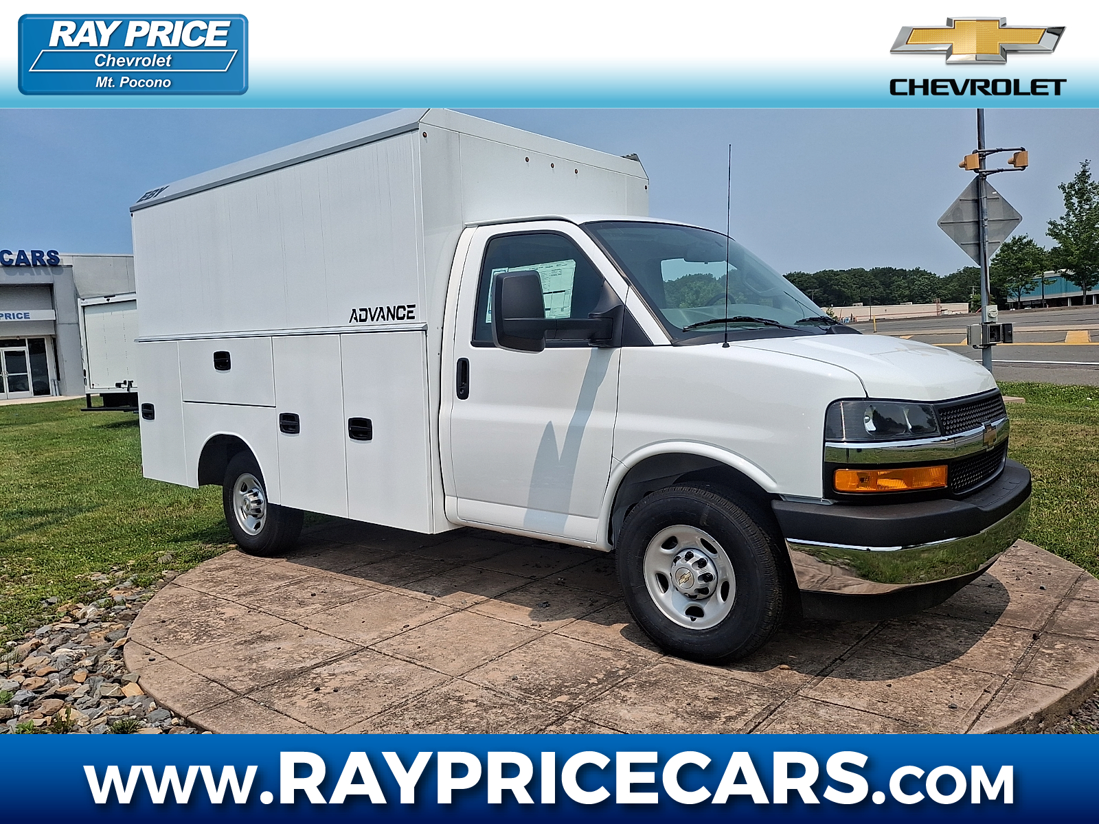 2026 Chevrolet Express Cutaway 3500 1WT Cutaway Van