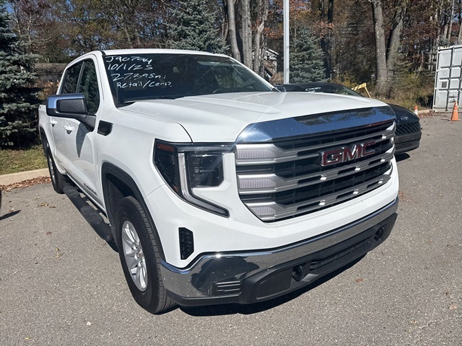 2024 Gmc Sierra 1500 SLE photo 2