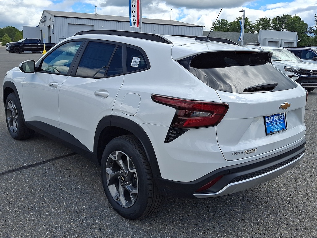 New 2026 Chevrolet Trax LT SUV