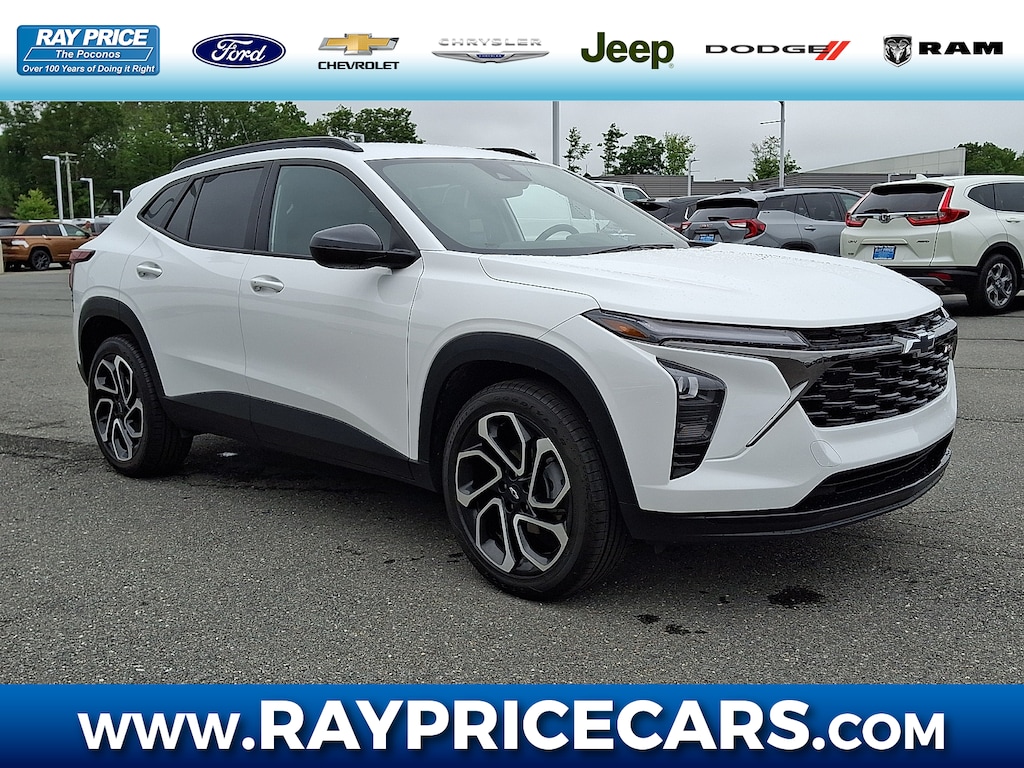 Used 2025 Chevrolet Trax 2RS SUV