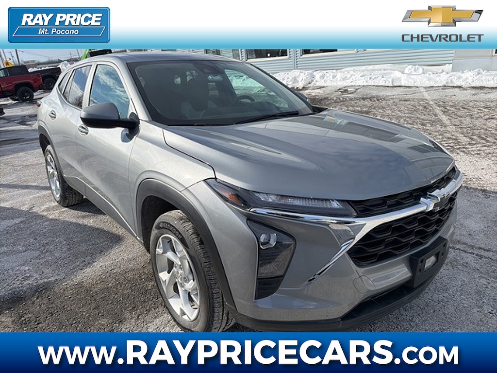 Used 2024 Chevrolet Trax LS SUV