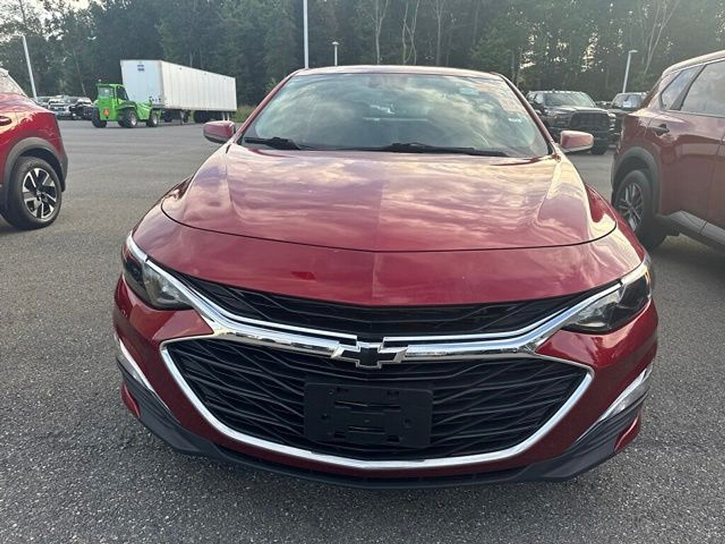 Used 2024 Chevrolet Malibu RS Car