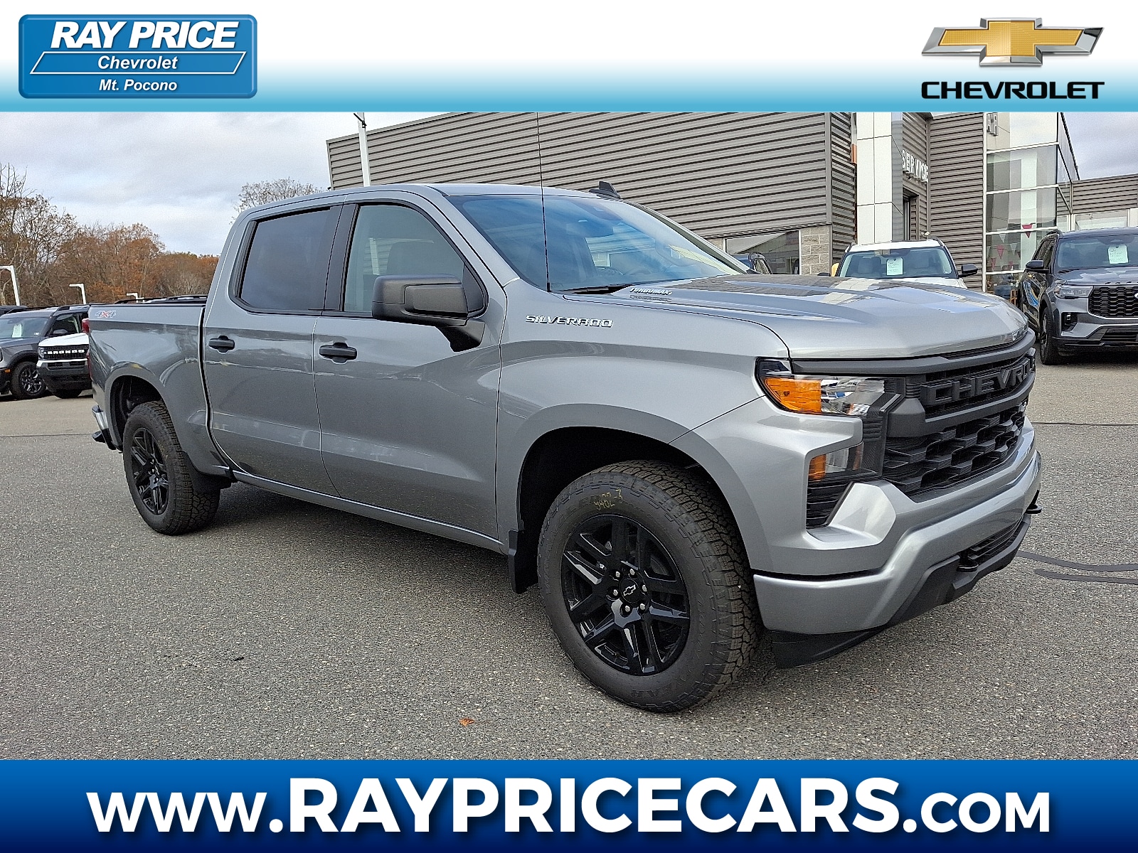 2026 Chevrolet Silverado 1500 Custom's photo