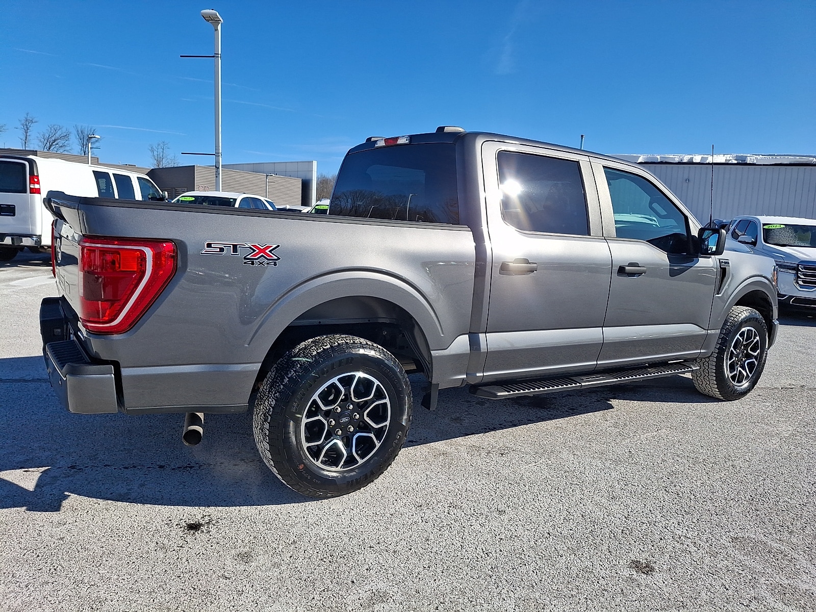 2023 Ford F-150 XL - Photo 6