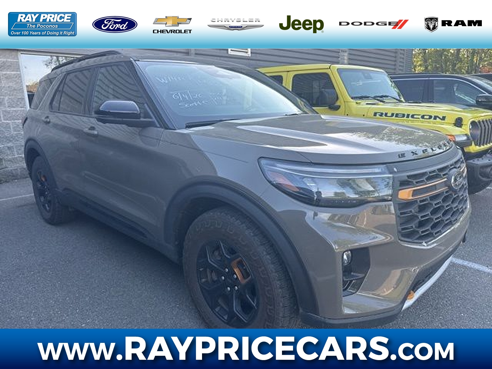 2026 Ford Explorer Tremor 4WD's photo