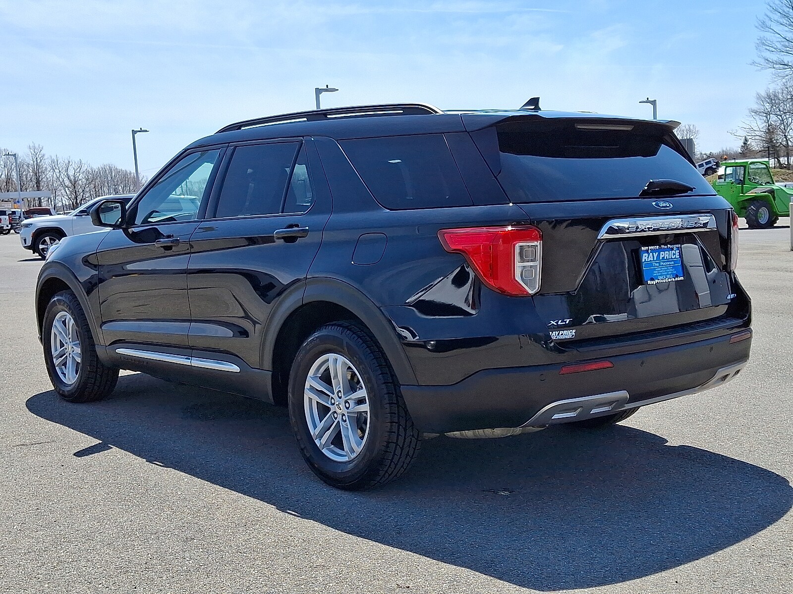2022 Ford Explorer XLT photo 4